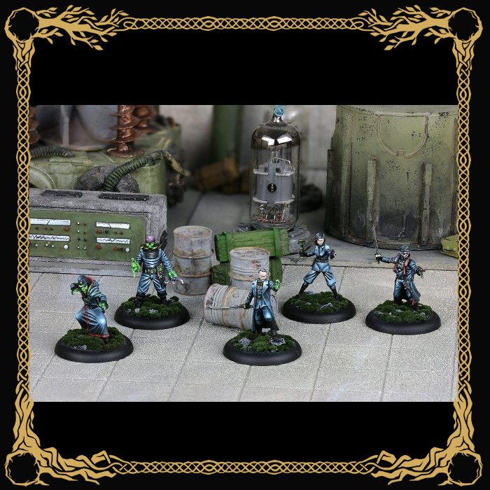 Achtung! Cthulhu Miniatures - Black Sun Commanders - EN